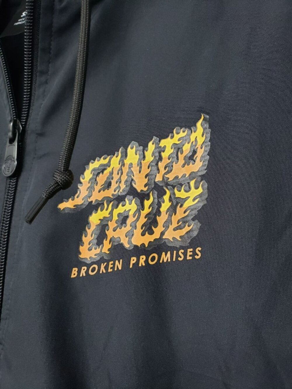 Santa Cruz Broken Promises Black Hooded Windbreaker Jacket Womens S Packable - Picture 3 of 11